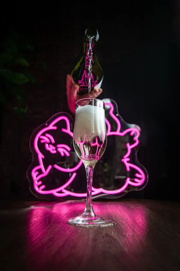 Food & Drinks